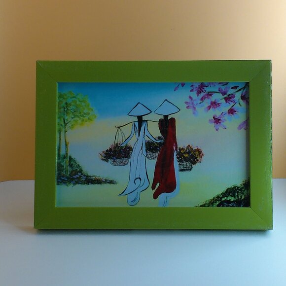 Ao Dai Girl, 4x6 Art print within a new green wood Frame - Picture 2 of 5